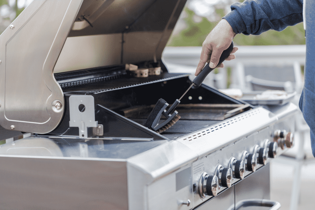 Easy Tips to Clean Your Grill